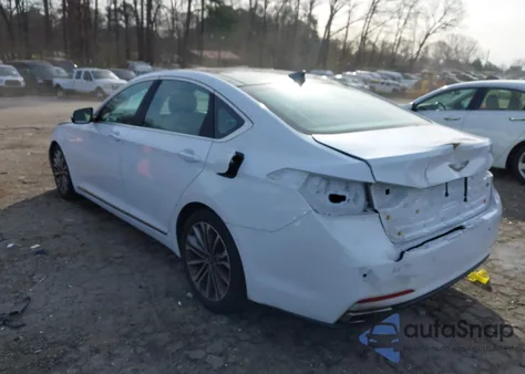 2015 Hyundai Genesis 3.8 z USA, uszkodzony, nr VIN KMHGN4JE6FU031820